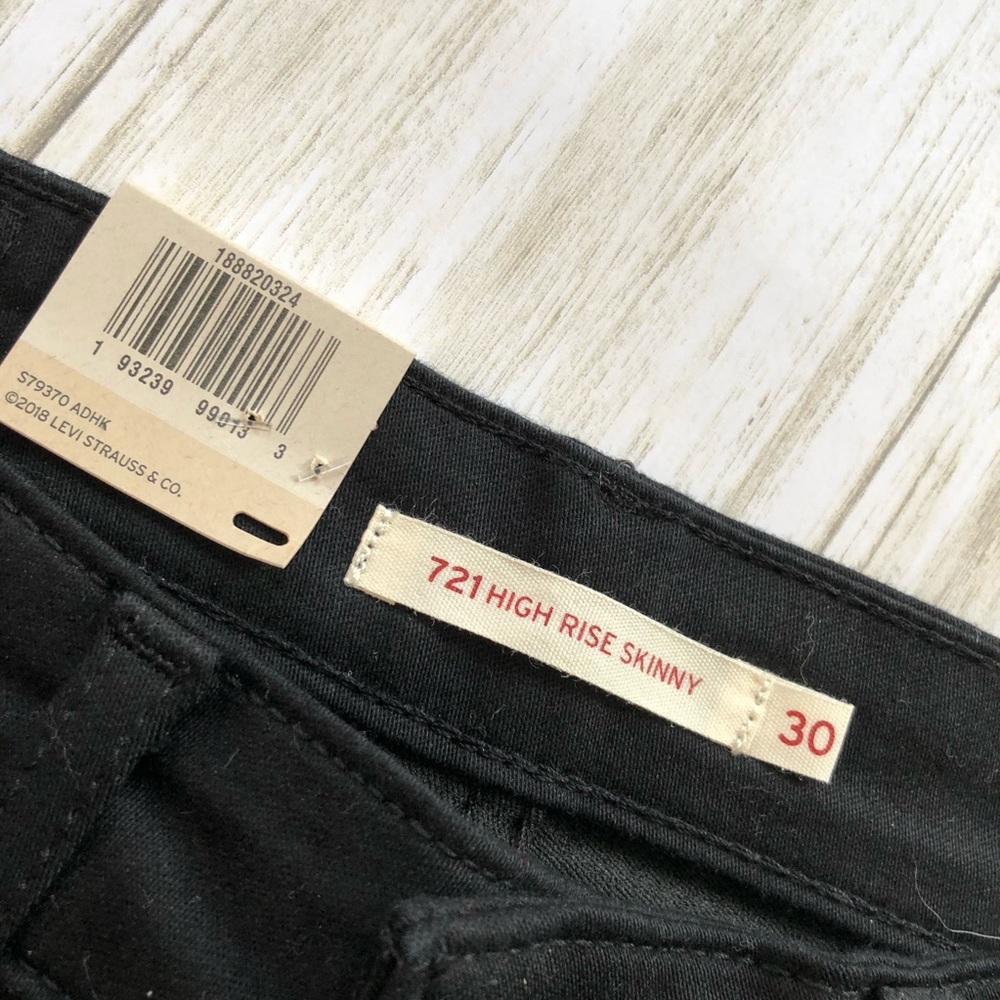 Levi’s NWT 721 black high waisted jeans - Picture 4 of 6